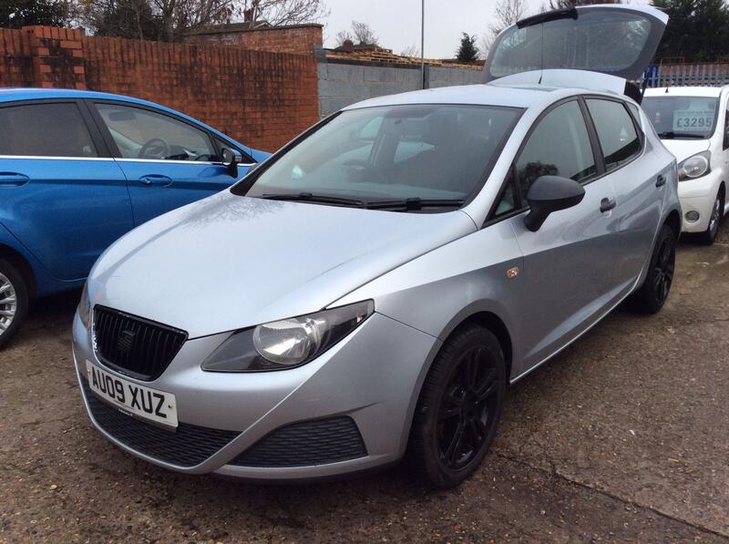 SEAT IBIZA