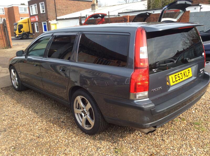 VOLVO V70