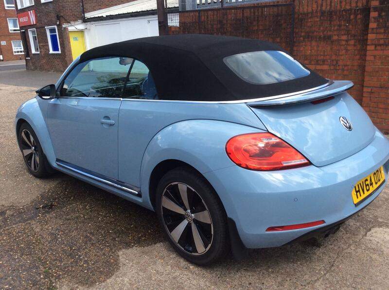 VOLKSWAGEN BEETLE