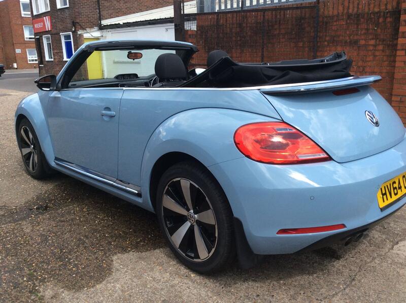 VOLKSWAGEN BEETLE