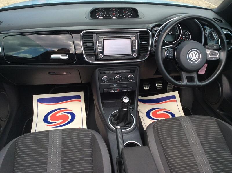 VOLKSWAGEN BEETLE