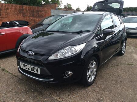 FORD FIESTA 1.3 Zetec