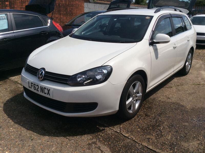 VOLKSWAGEN GOLF 1.2