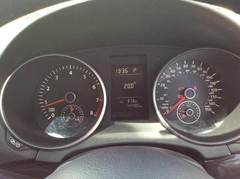 VOLKSWAGEN GOLF