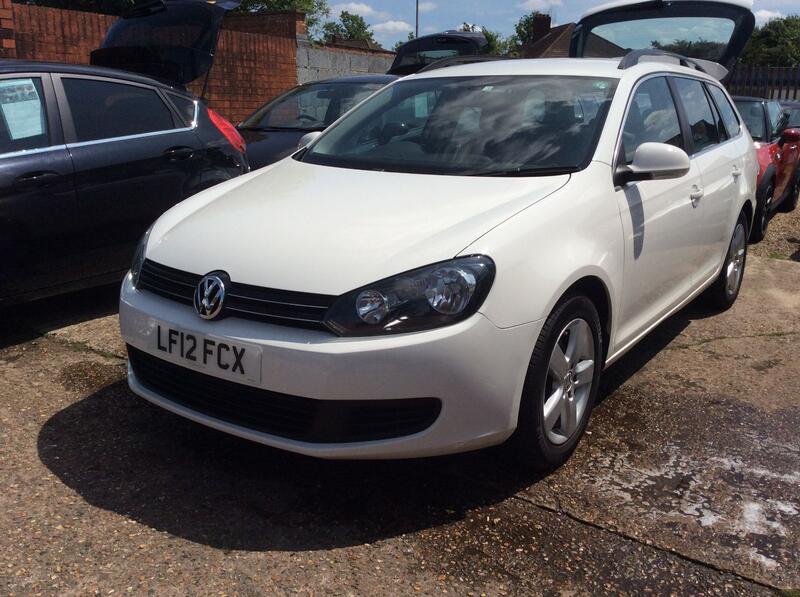 VOLKSWAGEN GOLF 1.2