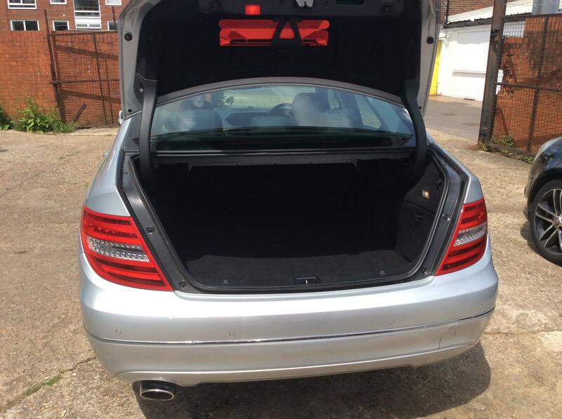 MERCEDES-BENZ C CLASS