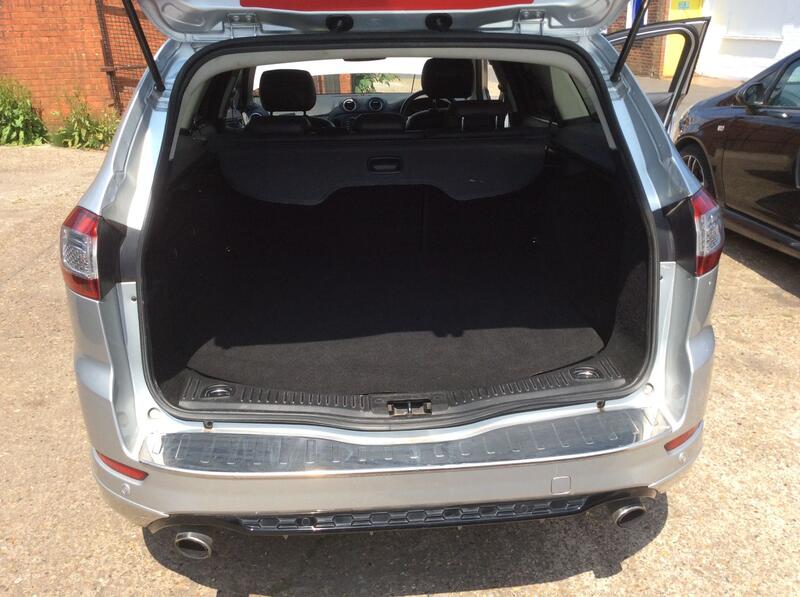 FORD MONDEO