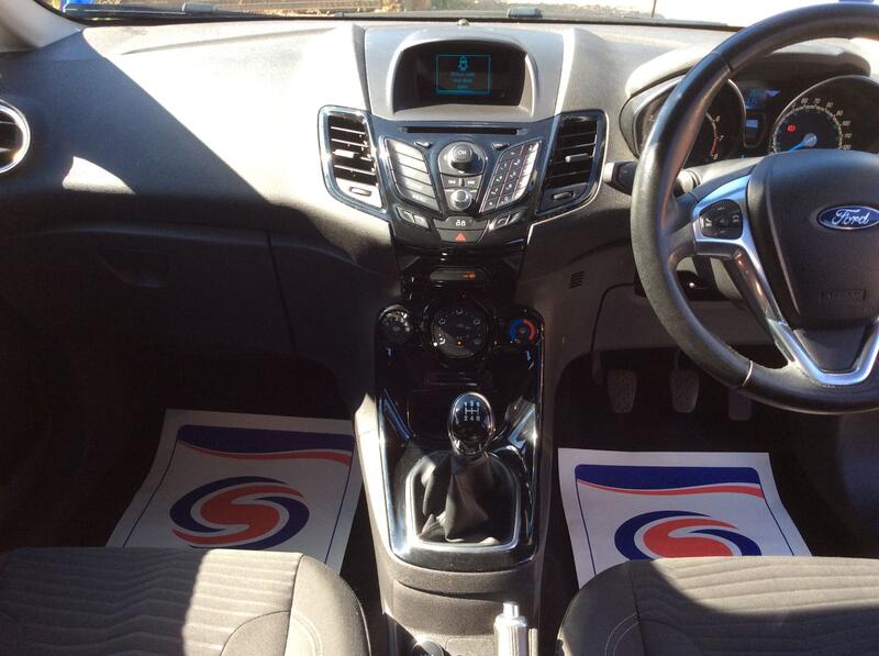 FORD FIESTA
