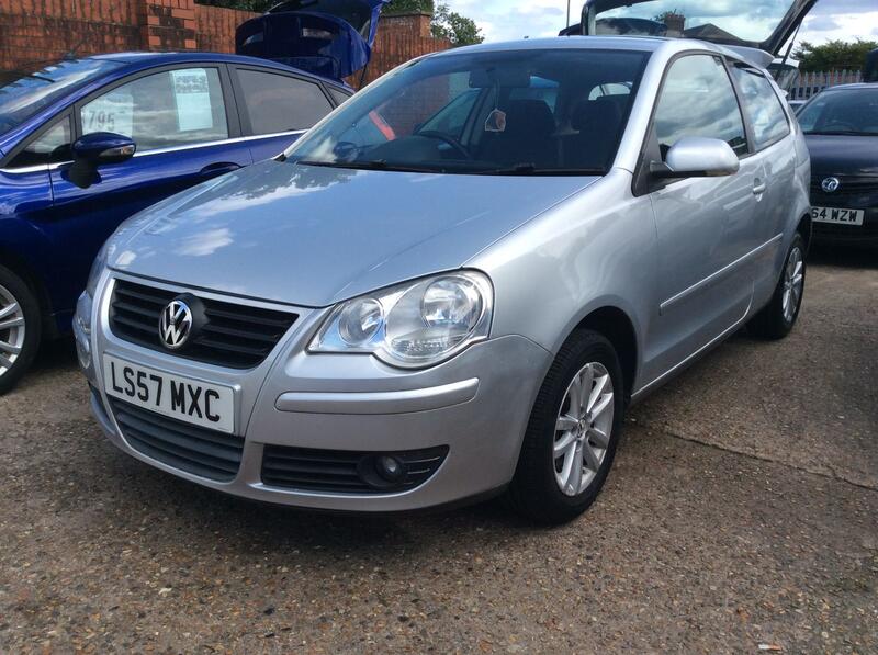 VOLKSWAGEN POLO 1.2 S
