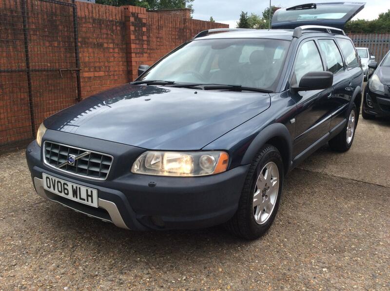 VOLVO XC70 2.4 D5 SE