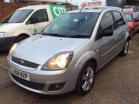 FORD FIESTA ZETEC CLIMATE 16V